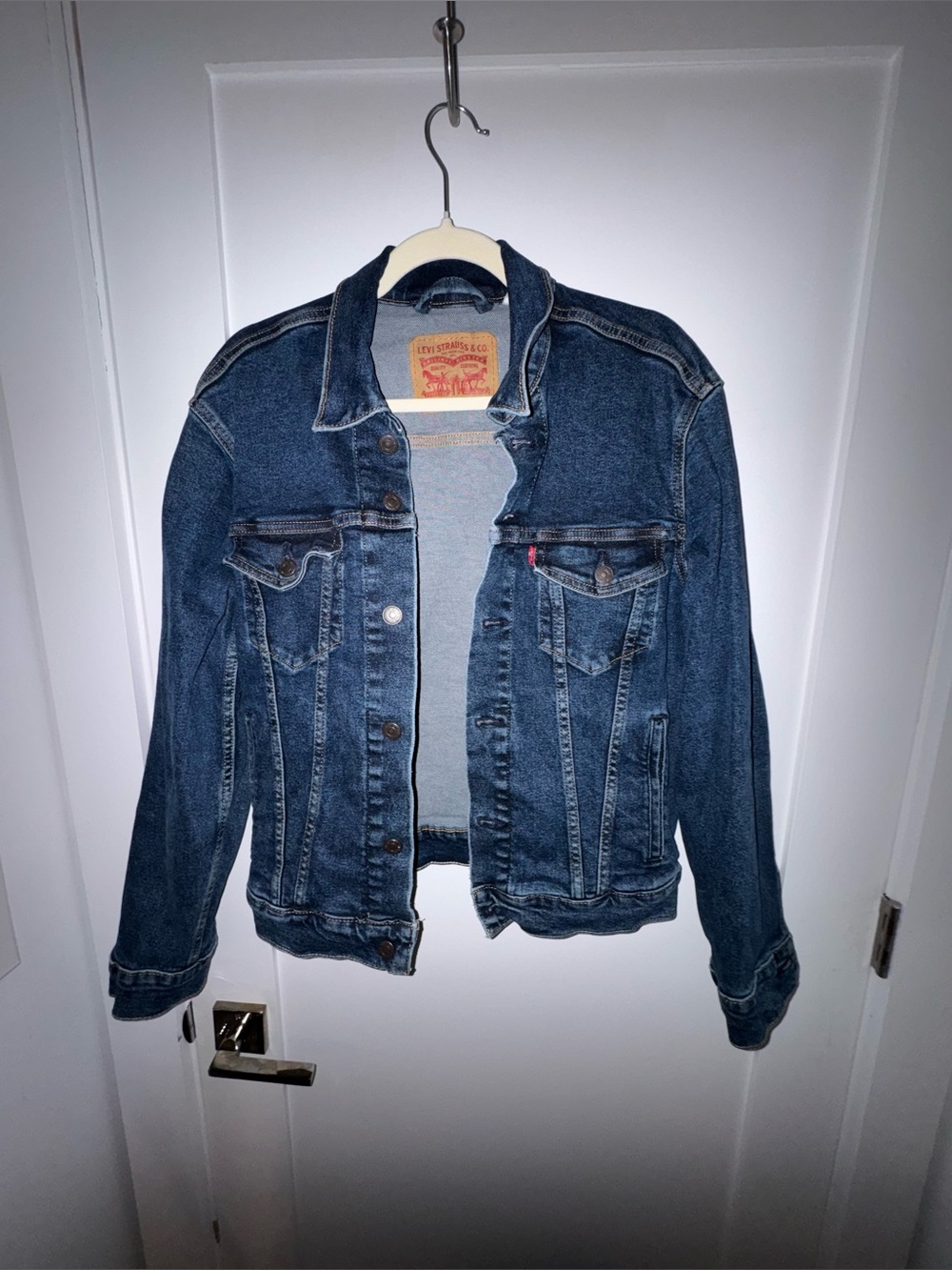 Levi's Blue Denim Trucker Jacket - sz small - excellent condition
